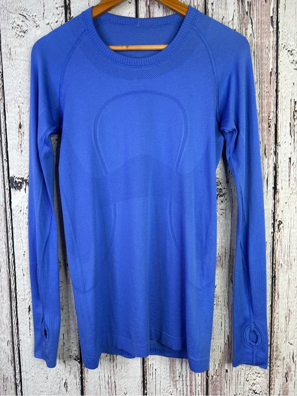 🍋Lululemon Swiftly Tech Long Sleeve Shirt Size 8 Fitted Thumb Holes Blue Violet